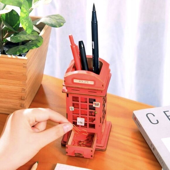 DIY Desk Organizer- London Phone Booth Pen Holder - Picture 5 of 5